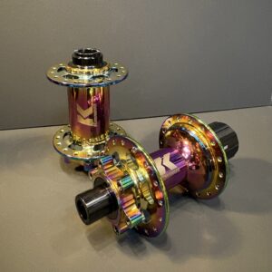 【KUWAHARA】Diavolo Limited Color Hub sets（V2 110 Boost / V3 148 Boost 前後セット） - 画像 (4)