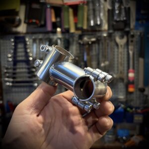 【NITTO】クランプオン MCR22 60mm 25.4 SIL